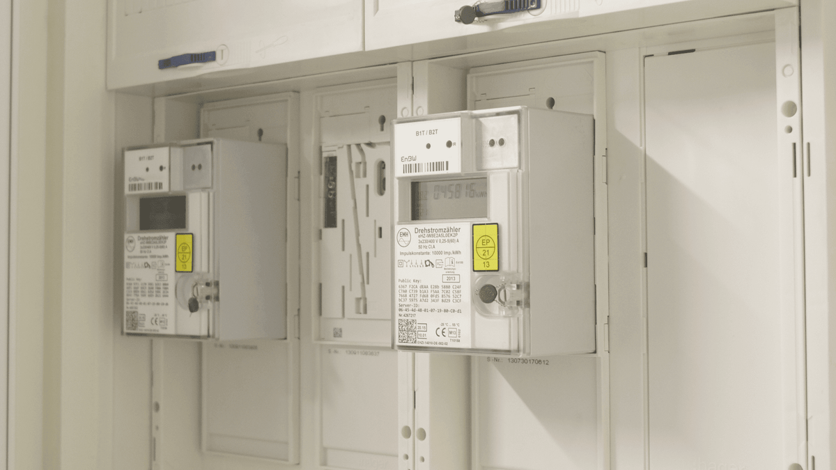 Smart Meter auslesen: Welche Schnittstellen gibt es (IR / D0 / SML) – einfach erklärt - energieleser
